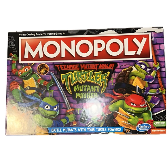 Monopoly Teenage Mutant Ninja Turtles Mutant Mayhem Game - Picture 3 of 13